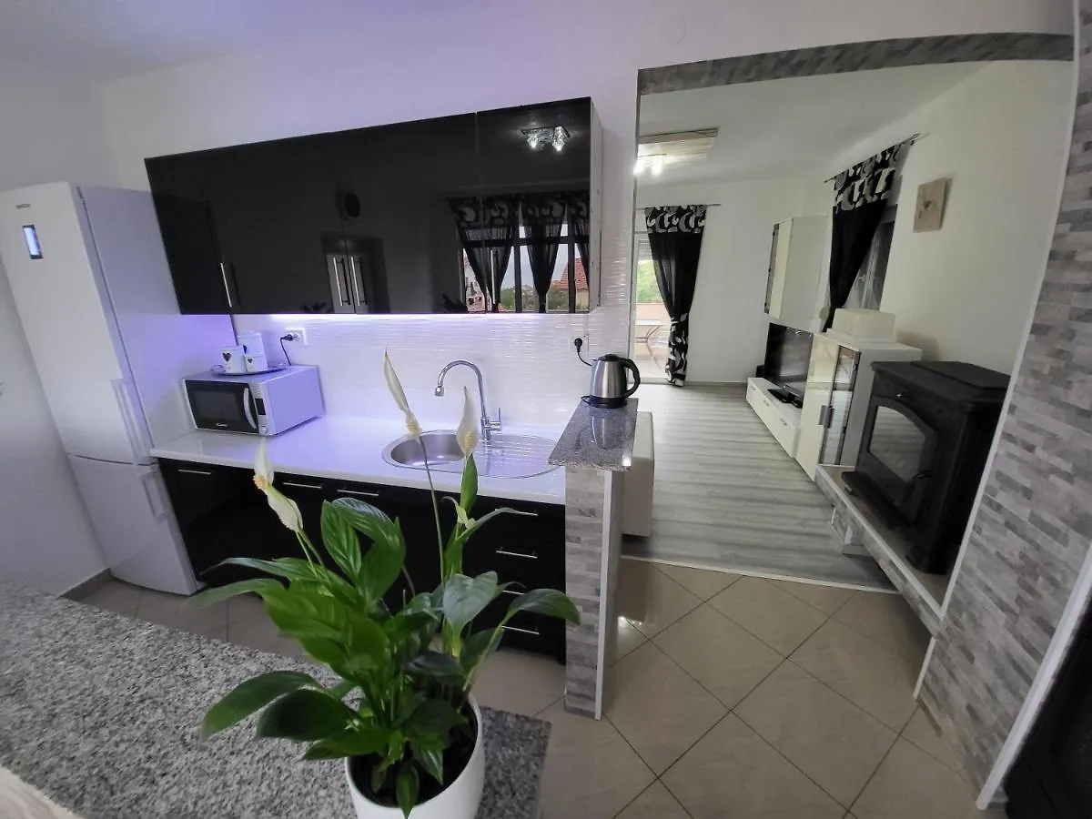 Melani Appartement Bibinje