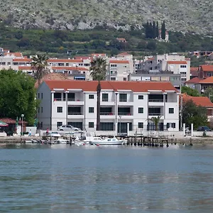 Svjetlana Apartament Trogir